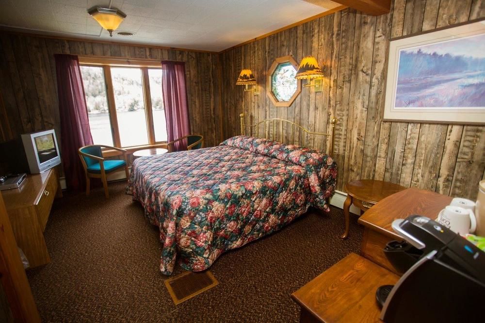 The Big Moose Inn - photo 23