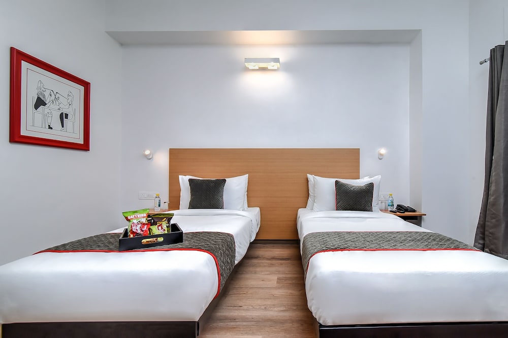 OYO Townhouse 044 Sector 14 Gurugram