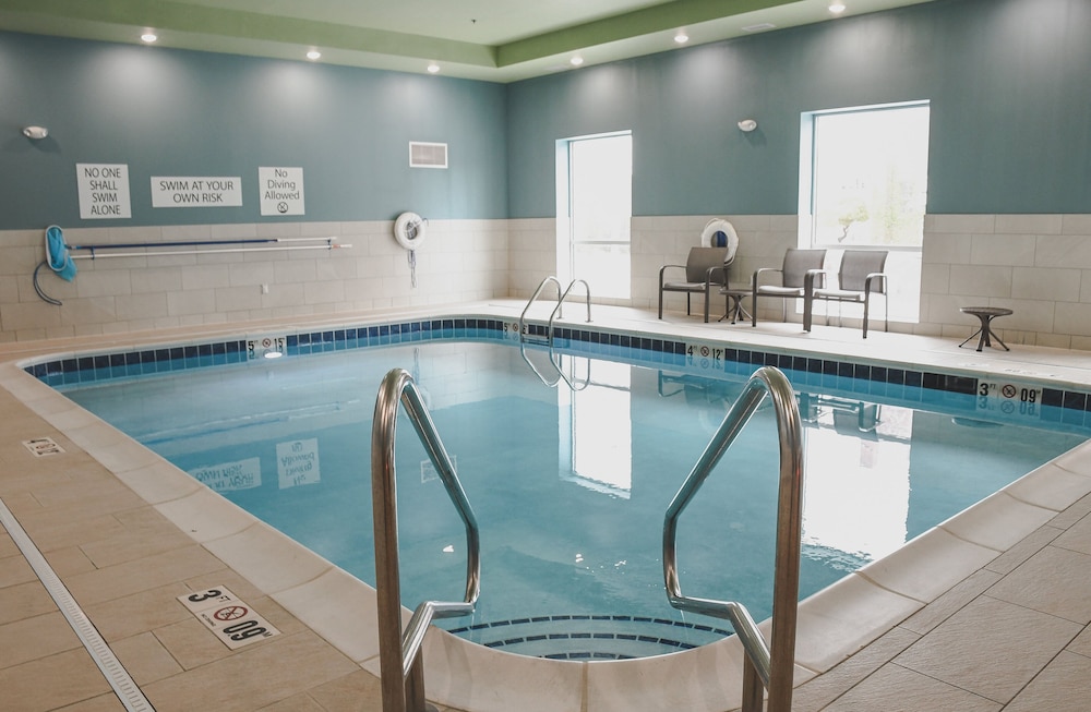 Holiday Inn Express & Suites Omaha Downtown Old Market by IHG - photo 16