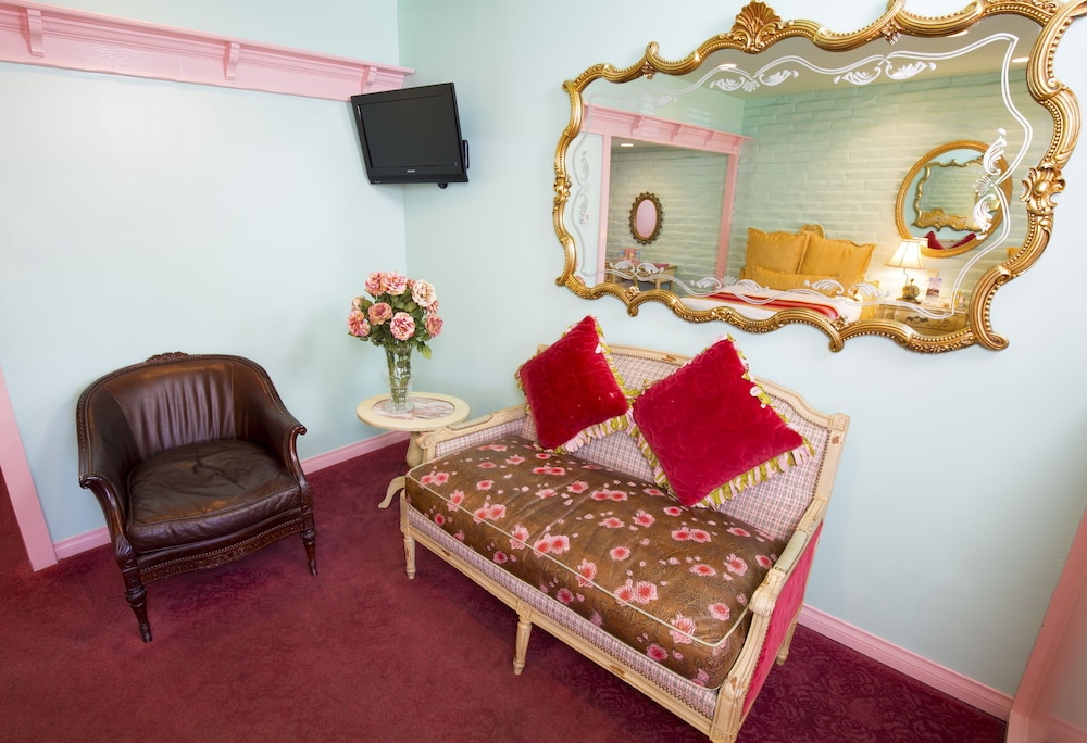Madonna Inn - photo 134