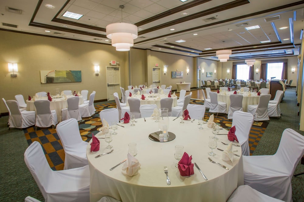Hilton Garden Inn Dulles North - photo 39