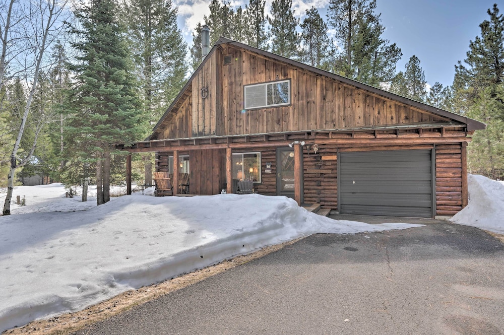 Mccall Rustic Retreat Walk to Payette Lake in Mccall, United States