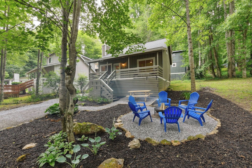Maggie Valley Mountain Escape W Fire Pit Deck — Maggie Valley