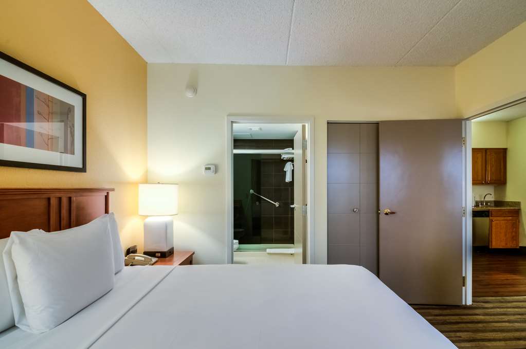 HYATT house Chicago Schaumburg - photo 16