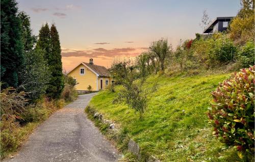 3 Bedroom Awesome Home In Farsund — 4-Star Luxury Hotel in Farsund, Norway