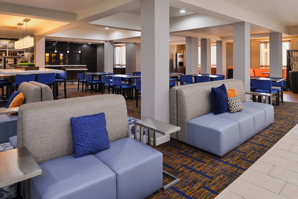 Country Inn & Suites by Radisson Brown Deer Milwaukee North - photo 5