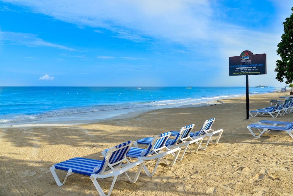 Hotel image of CocoLaPalm Seaside Resort