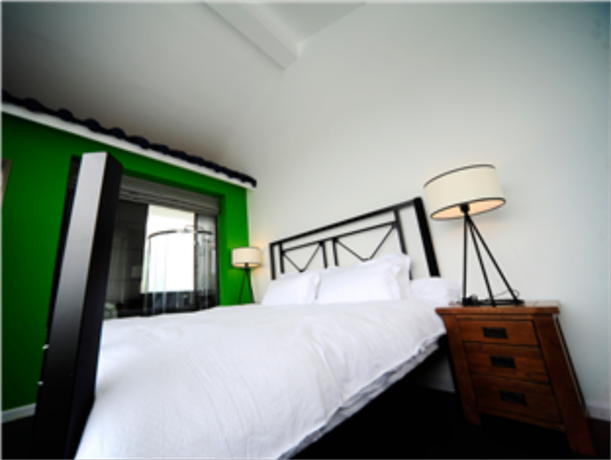 Bike Lijiang Lodge & Club — 4-Star Luxury Hotel in Lijiang, People's Republic of China