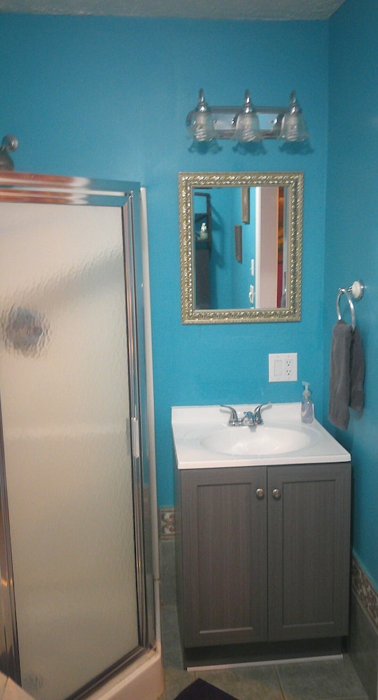 Lil Black Bear Inn - photo 74