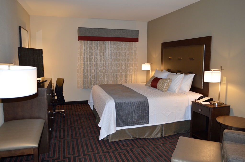 Best Western Plus Stevens County Inn - photo 15