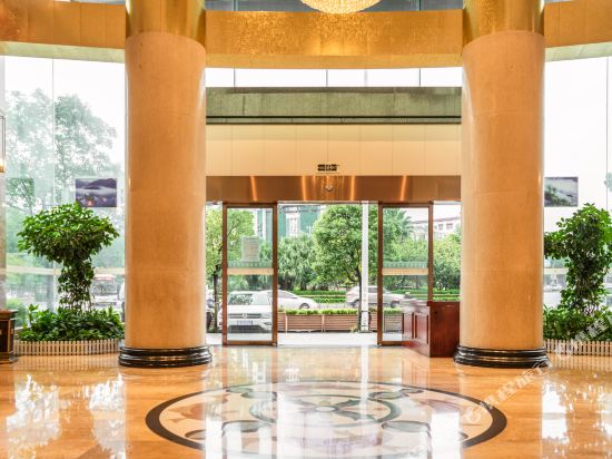 Jingjiang Garden Hotel in Tangdong, People's Republic of China