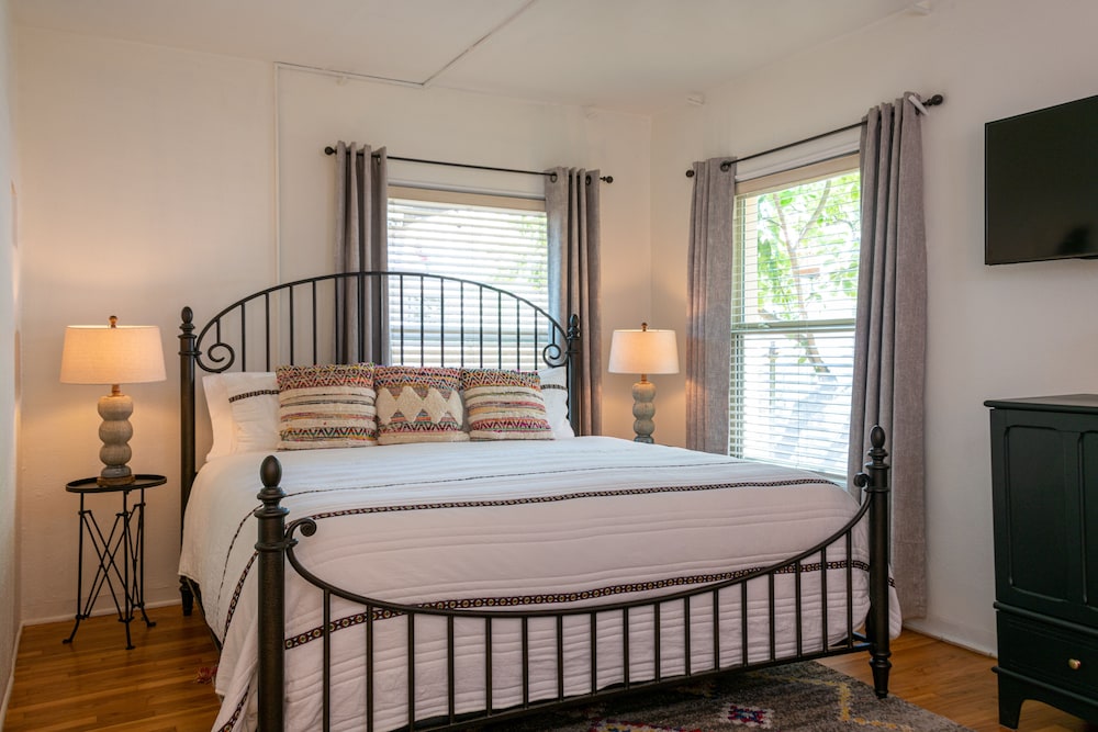 Adobe Rose Inn B&B - photo 10
