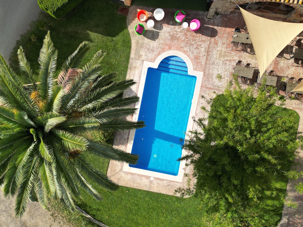 Hotel & Golf Ca La Caputxeta Adults Only - carbon neutral hotel in Castello D'empuries
