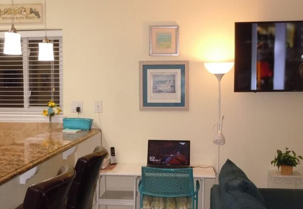 Beachgate CondoSuites & Motel - photo 146