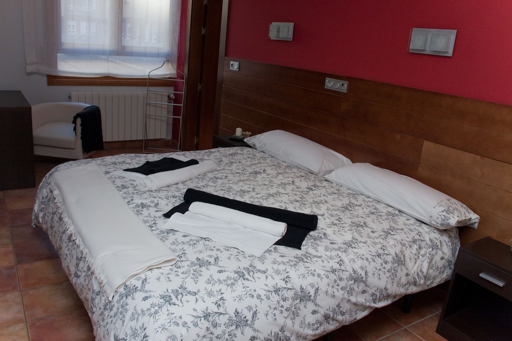 Hotel Cuéntame — hotel in Burgos