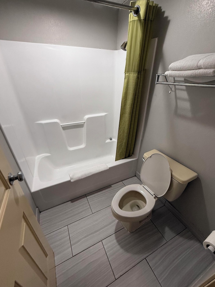 Victorian Inn Beatrice - photo 22