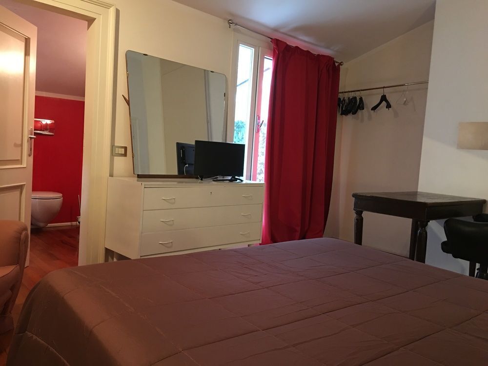 Domus Nova Residenza Il B&b — 4-Star Luxury Hotel in Mantova, Italy