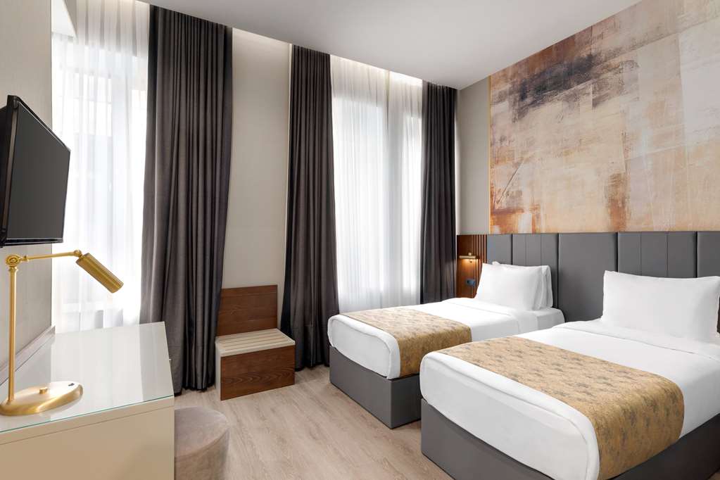 Guest room