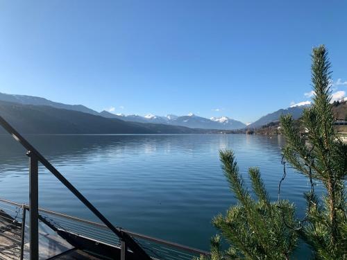 Seerestaurant & Suiten Hayat — hotel in Steindorf Am Ossiacher See