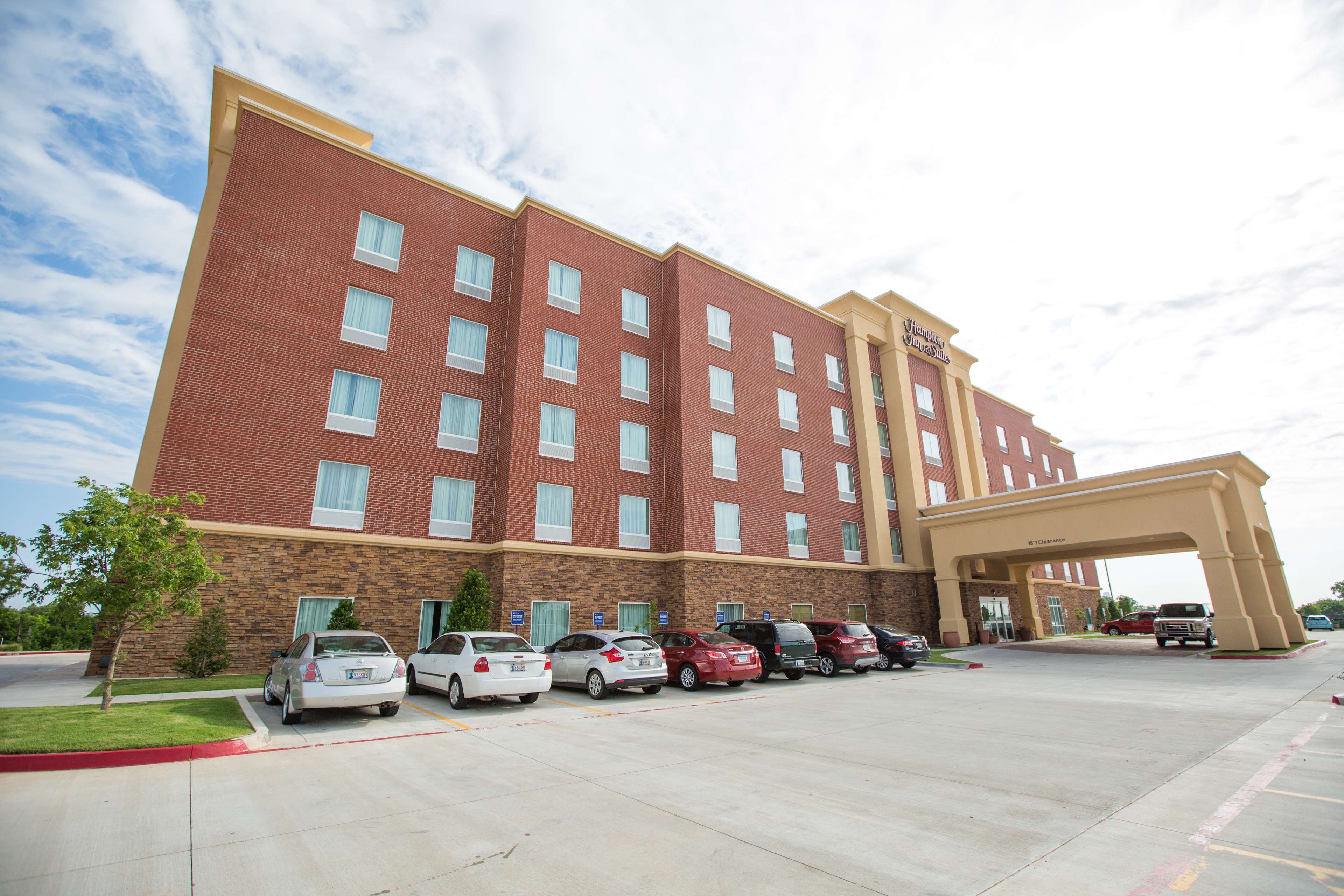 Hampton Inn & Suites Oklahoma City Airport - featured photo