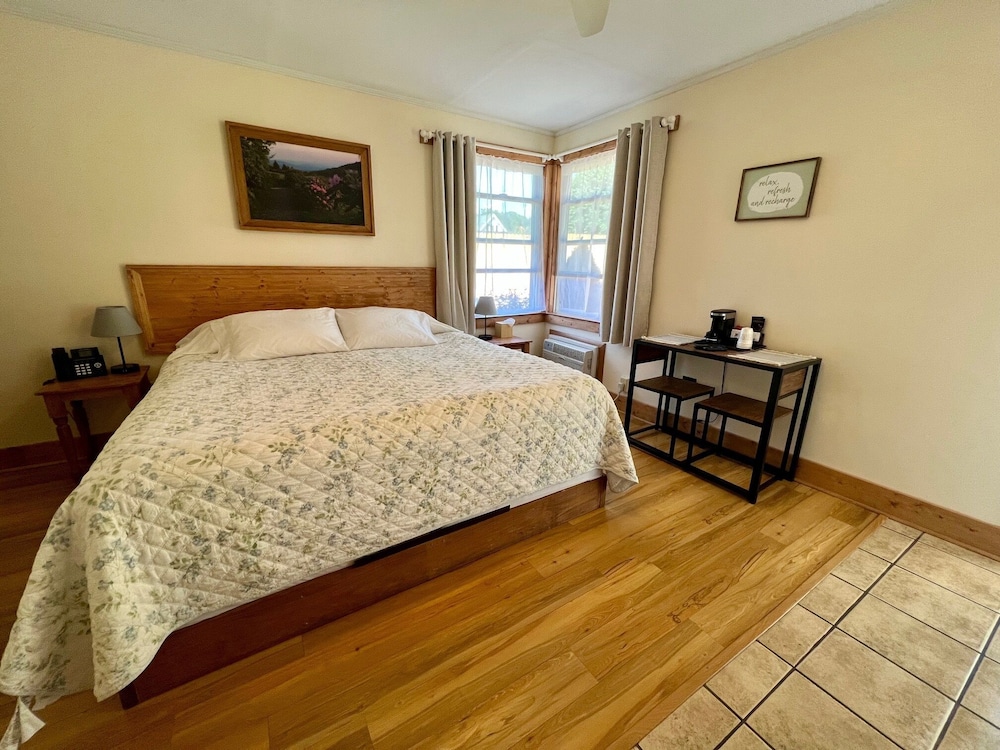 Carolina Country Inn - photo 6