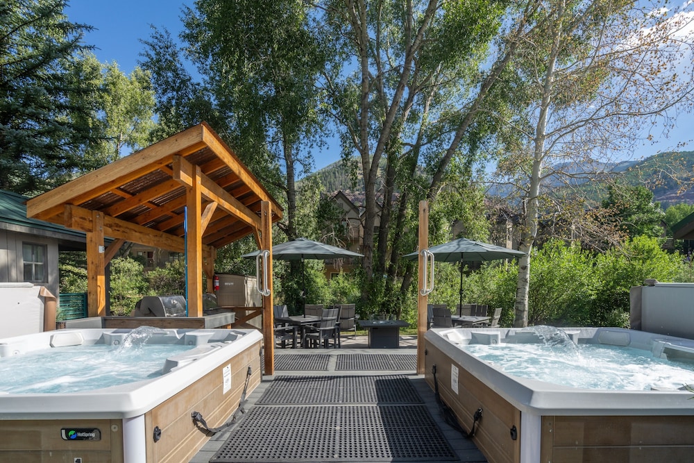 Mountainside Inn 117 1 Bedroom Hotel Room By Alpine Lodging Telluride — Telluride