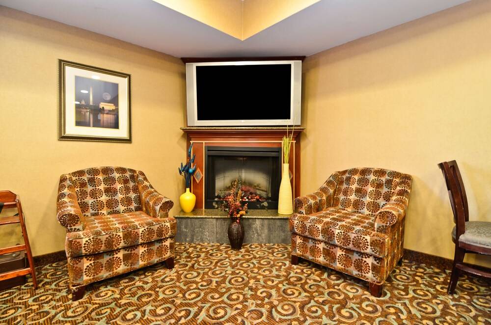 Sleep Inn & Suites Near Joint Base Andrews Washington Area - photo 6