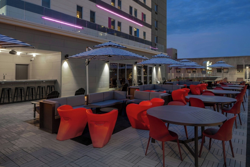 Aloft Memphis Downtown - photo 32