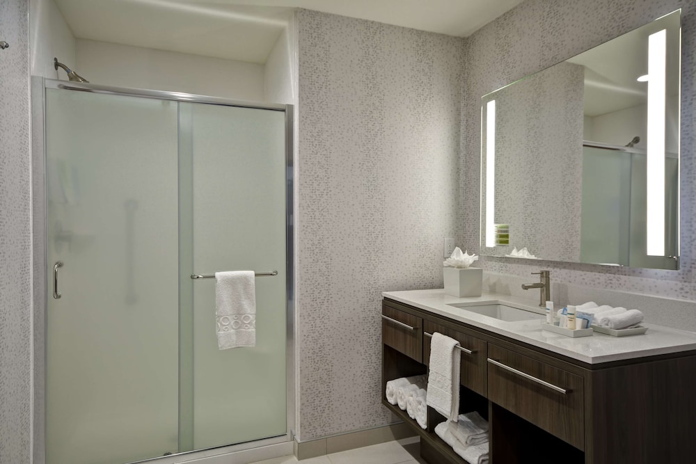 Home2 Suites by Hilton Fairview Allen - photo 21
