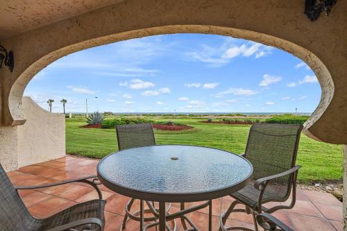 Flagler Beach 3BR GemOcean Views Pool Hot Tub in Flagler Beach, United States