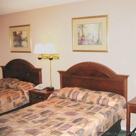 Regency Inn Fayetteville Fort Bragg - photo 7