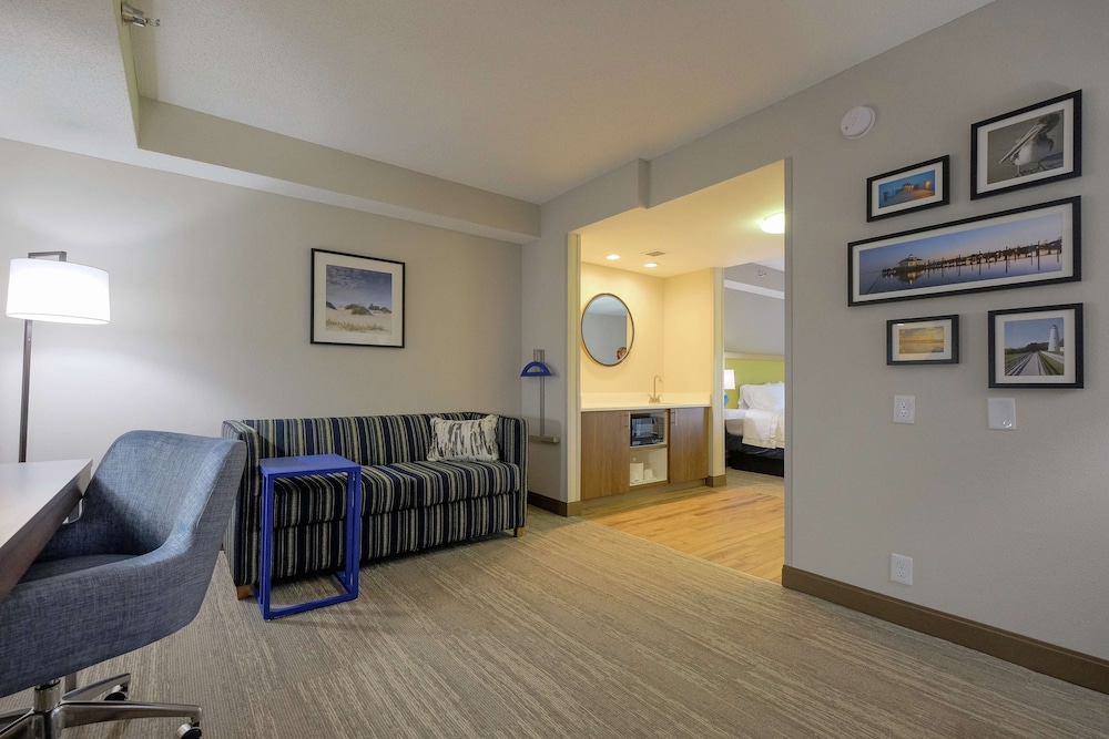 Hampton Inn Edenton - photo 33