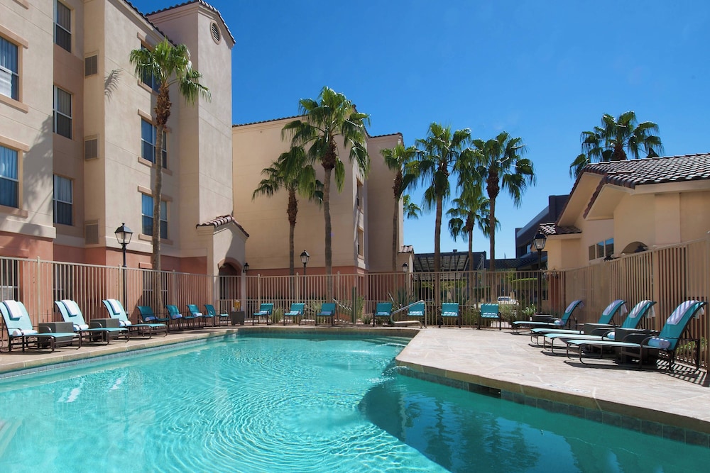 Residence Inn by Marriott Phoenix Airport - photo 28