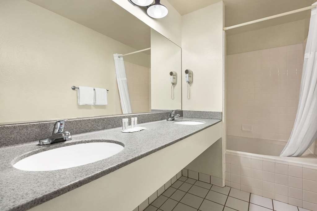 Baymont by Wyndham Fort Bragg - photo 23