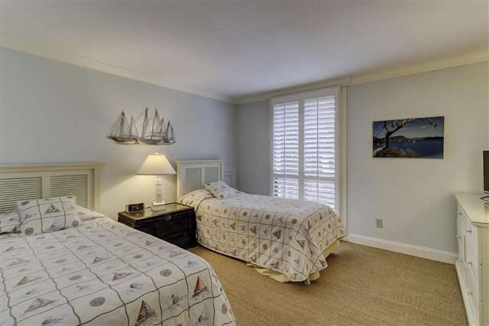 1038 Caravel Court at The Sea Pines Resort - photo 4