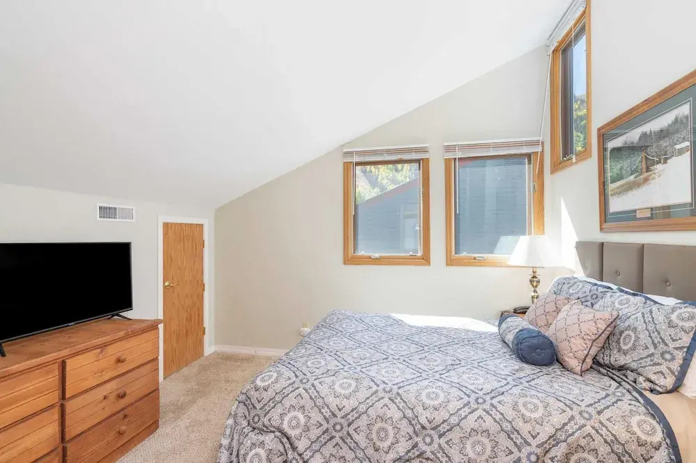 Telluride Lodge 405 by Avantstay Close to Slopes & Town - featured photo