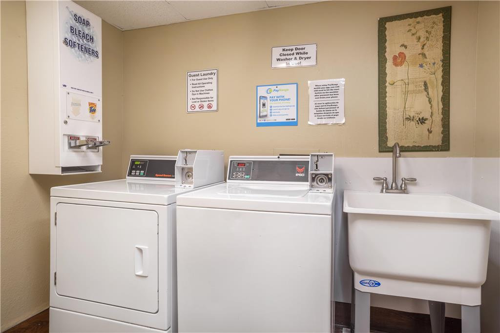 Best Western Plus Bessemer Hotel & Suites - photo 44