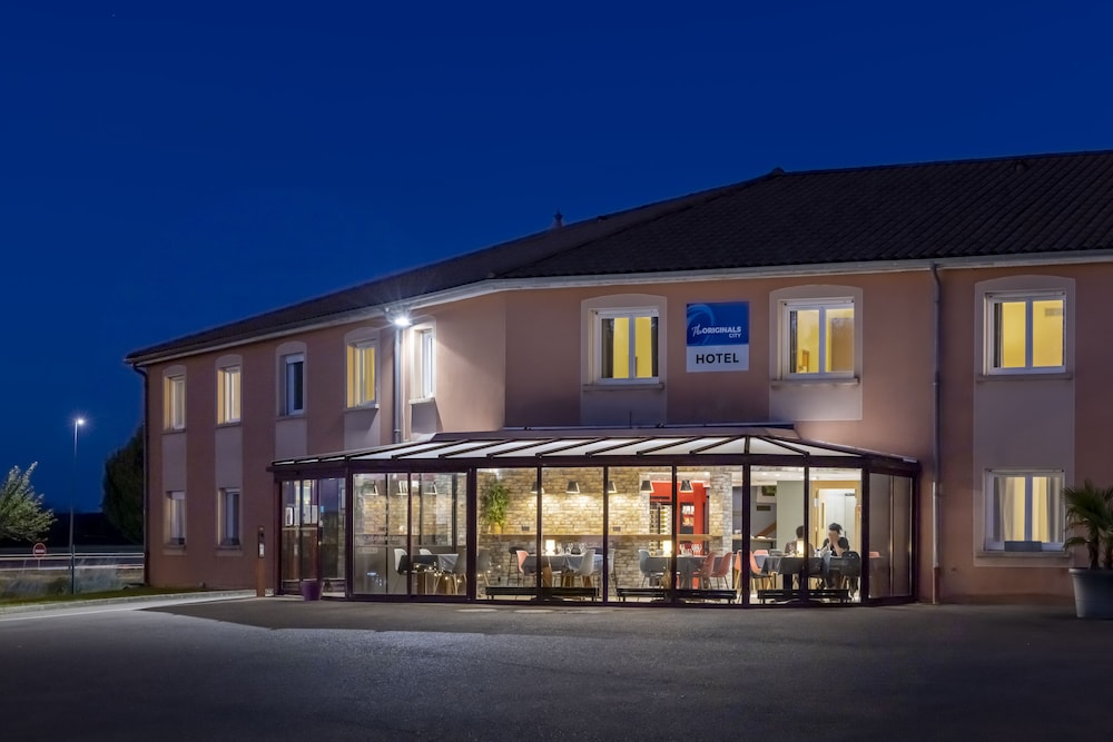 Comfort Hotel Paray le Monial in Paray-Le-Monial, France