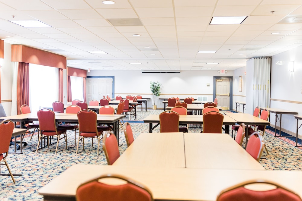 Country Inn & Suites by Radisson Helen GA - photo 61