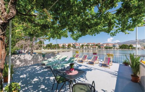 Four Bedroom Holiday Home In Stobrec — 4-Star Luxury Hotel in Split, Croatia