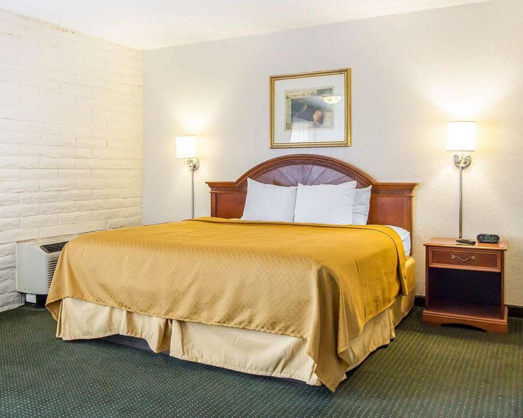 Quality Inn Tucson Downtown near Convention Center - photo 17