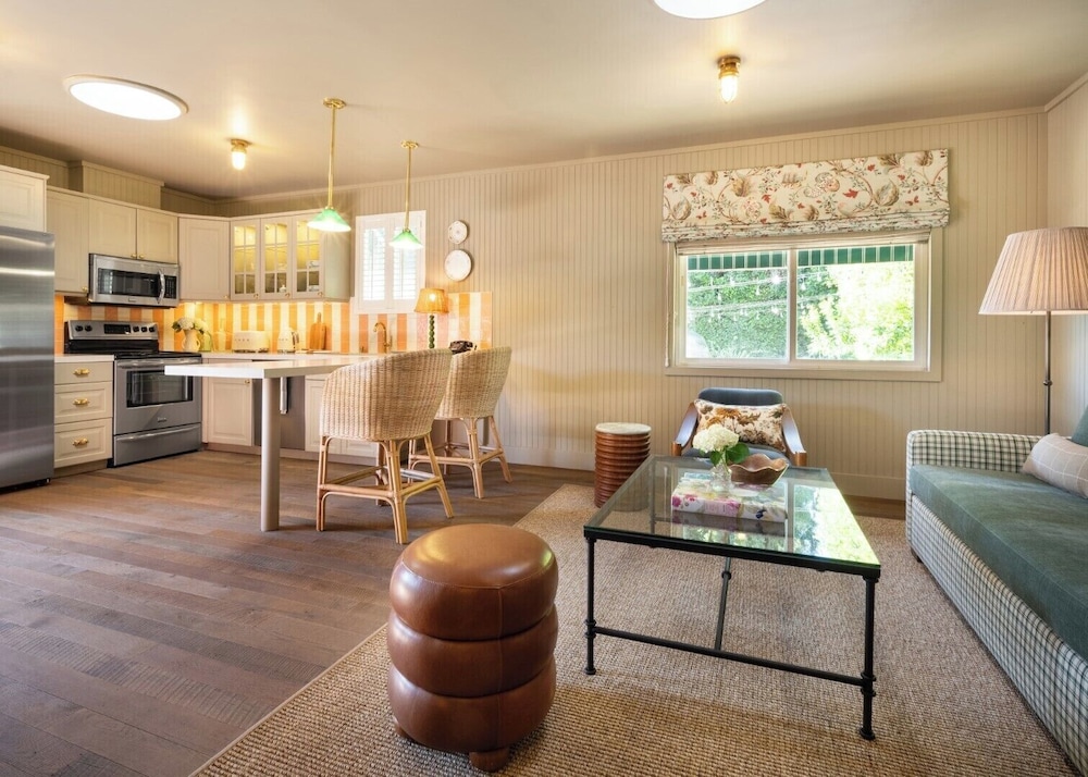 Le Petit Pali Brentwood West Los Angeles - photo 41