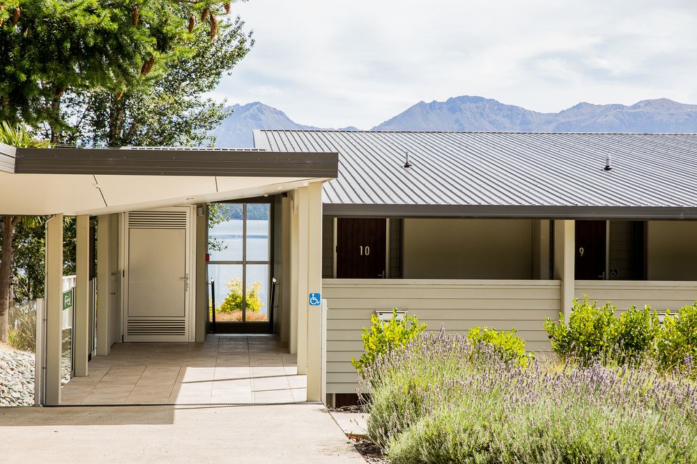 Marakura Deluxe Motels in Te Anau, New Zealand