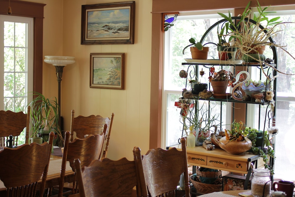 Historic Smith Hotel B&B - photo 16