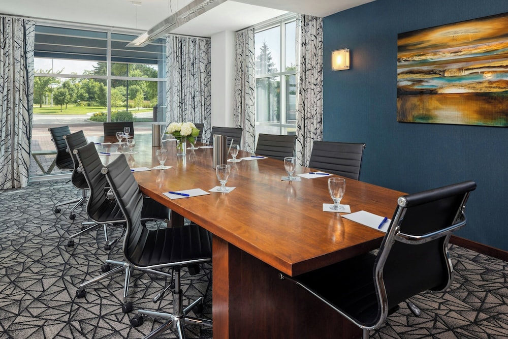 Delta Hotels by Marriott Milwaukee Northwest - photo 24