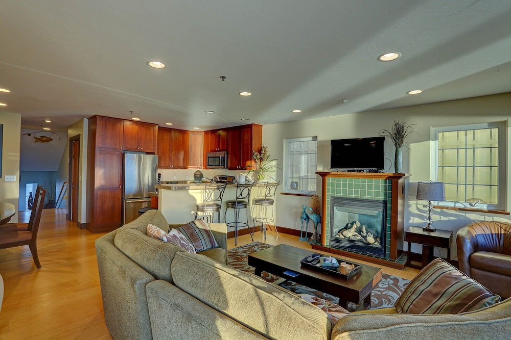 Land's End Resort - photo 120
