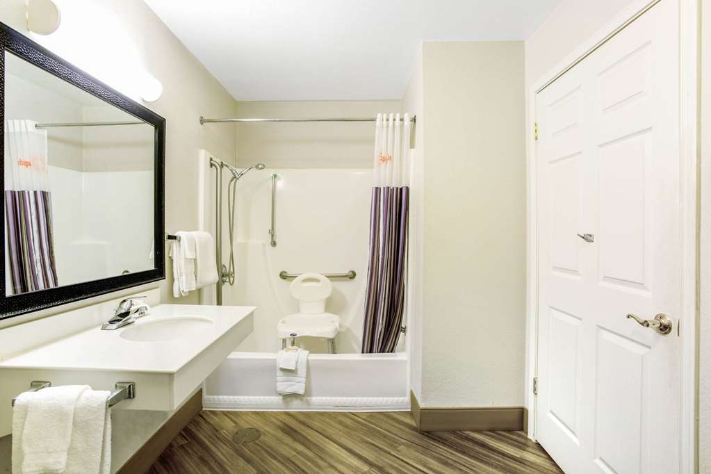 La Quinta Inn by Wyndham and Conference Center San Angelo - photo 27