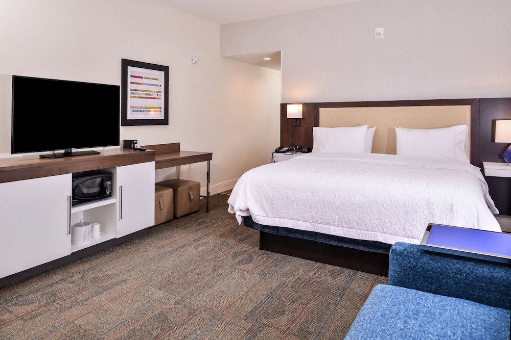 Hampton Inn Benson - photo 25