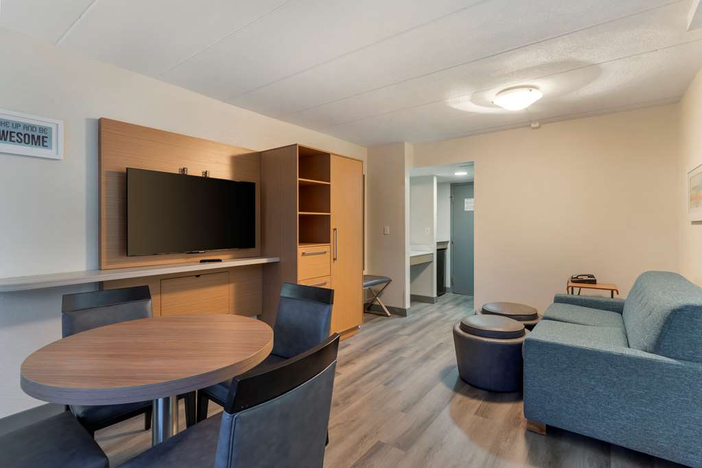 Best Western PLUS Executive Hotel - photo 23
