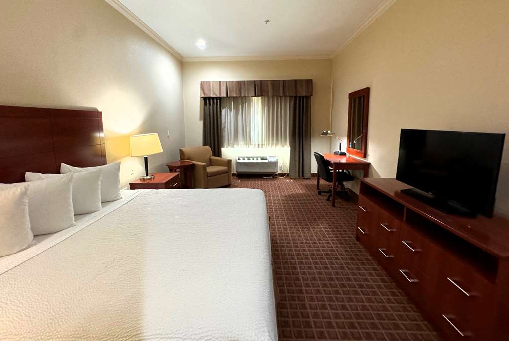 Ramada by Wyndham College Station - photo 28